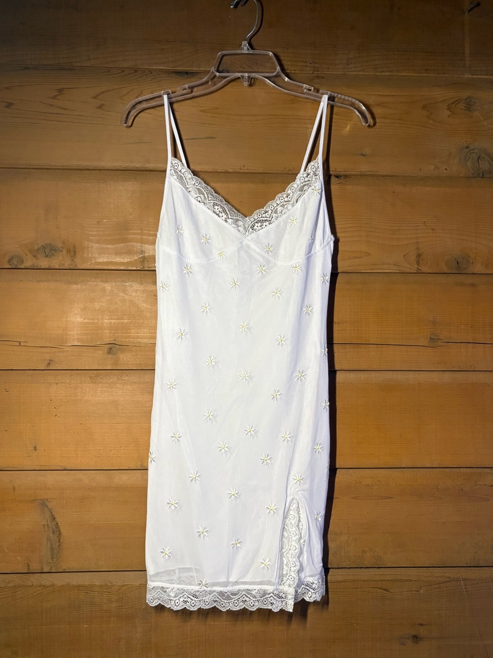 Motel Rocks White Daisy Lace Slip Mini Dress- White Graduation Dress- Size M - Picture 3 of 12
